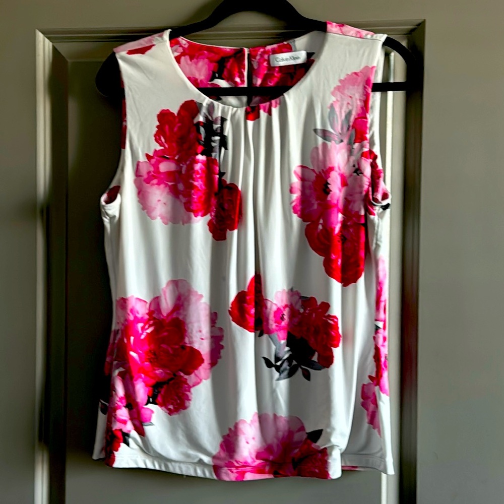 Calvin Kline  Pink Floral Blouse Large good condition no tears or stains